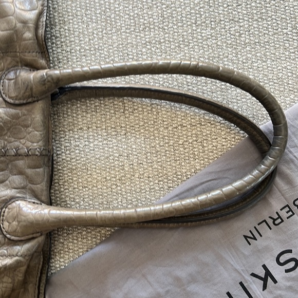 Liebeskind Chelsea Croc Embossed Leather Tote - Picture 10 of 11